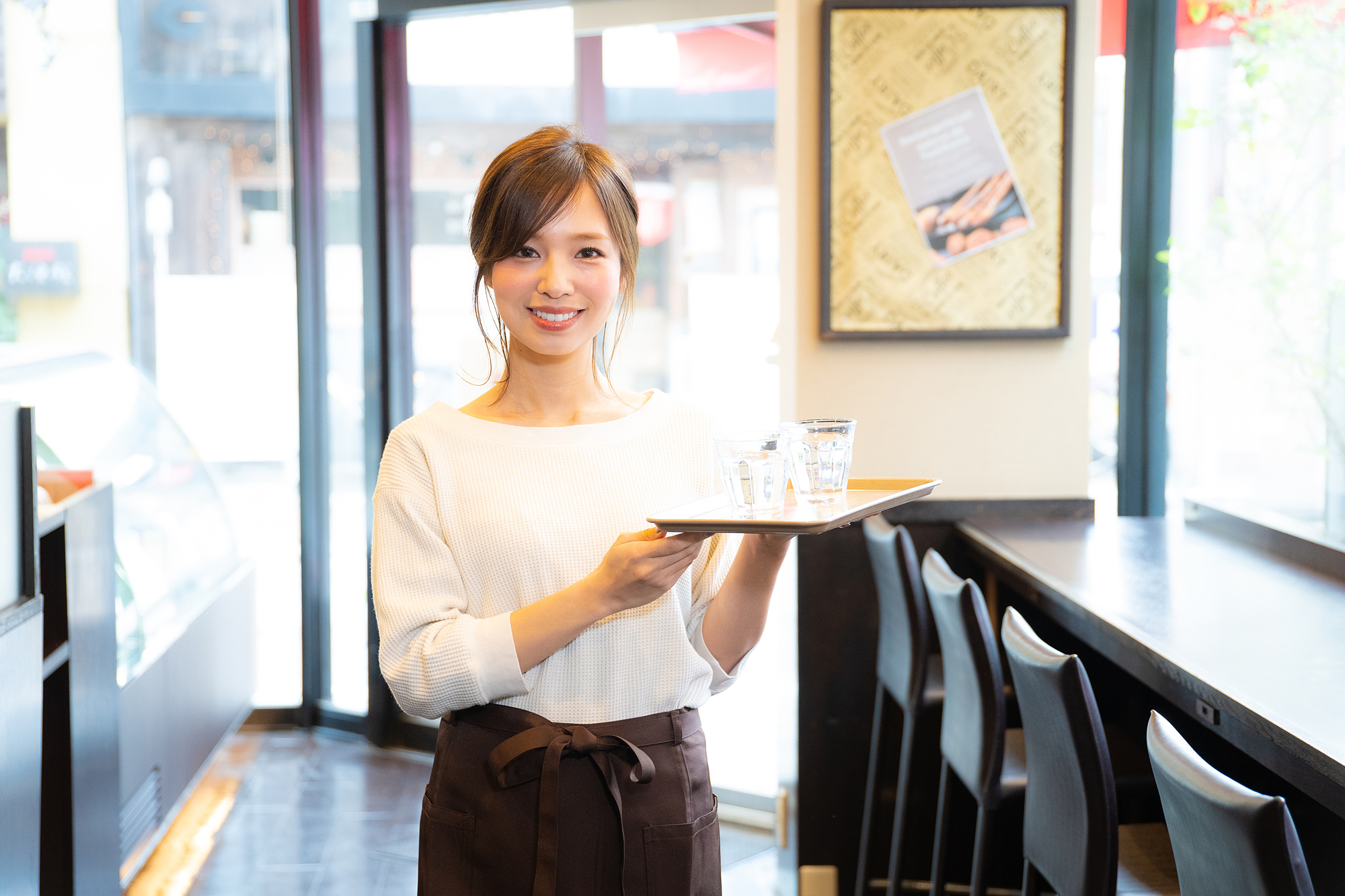 週1日4時間 できるカフェのバイトが看護師の副業に相性抜群な理由