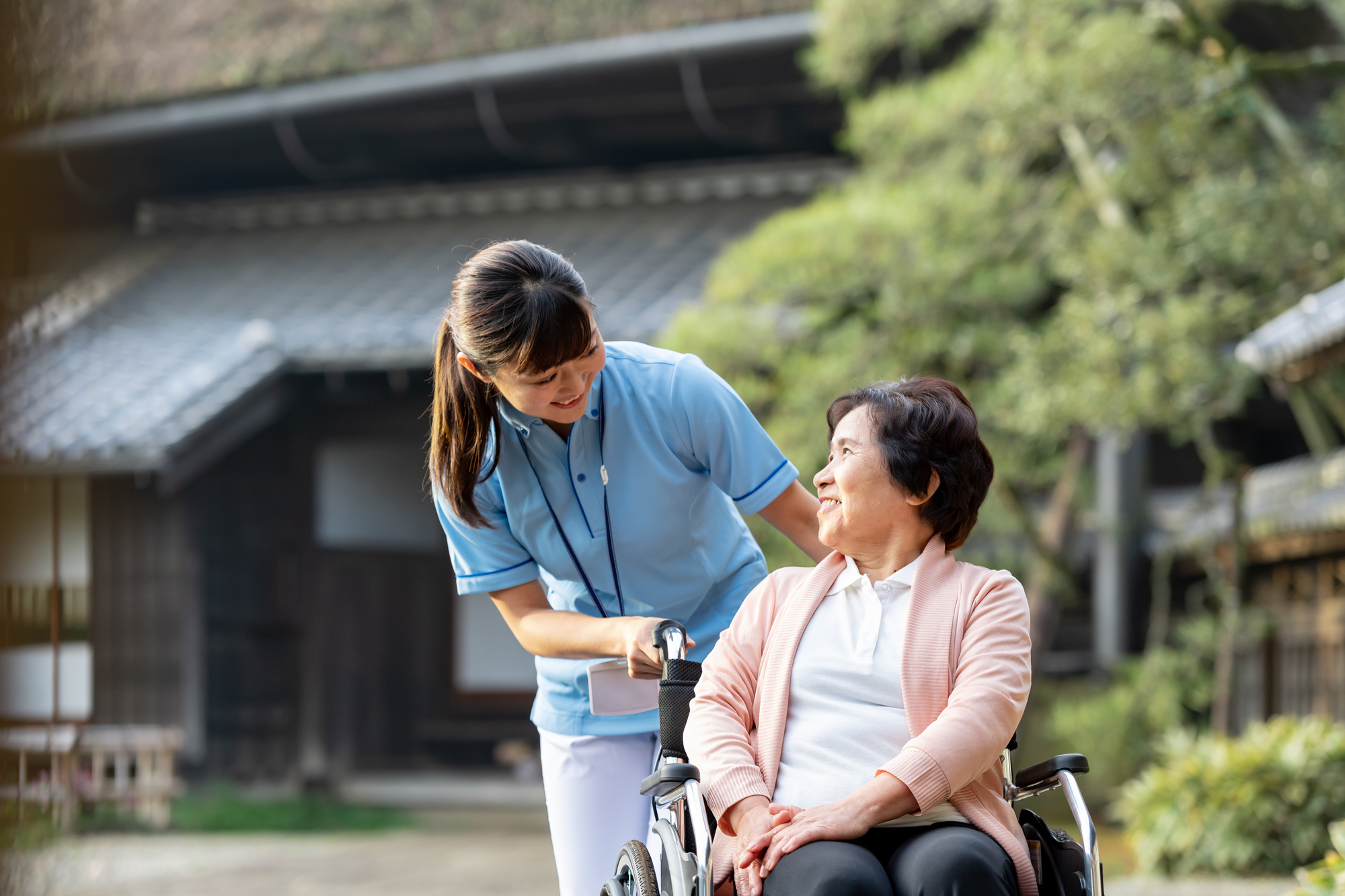 訪問看護で働く看護師のスキルアップに役立つおすすめの資格2選