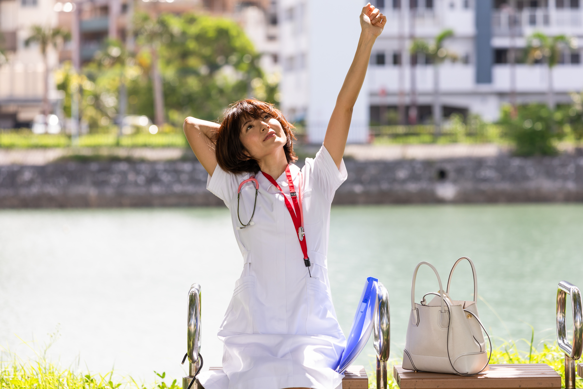 看護師を辞めたら幸せになれる 幸せになる人の3つの特徴と後悔する人の3つの特徴 看護師を辞めたら幸せになれる 幸せになる人の3つの特徴と後悔する人の3つの特徴