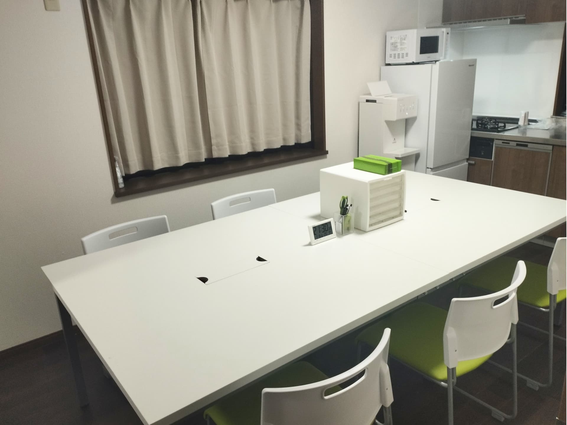 新川崎事務所　内観